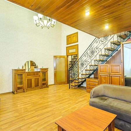 Nizami Street 2 Room Luxe House باكو المظهر الخارجي الصورة