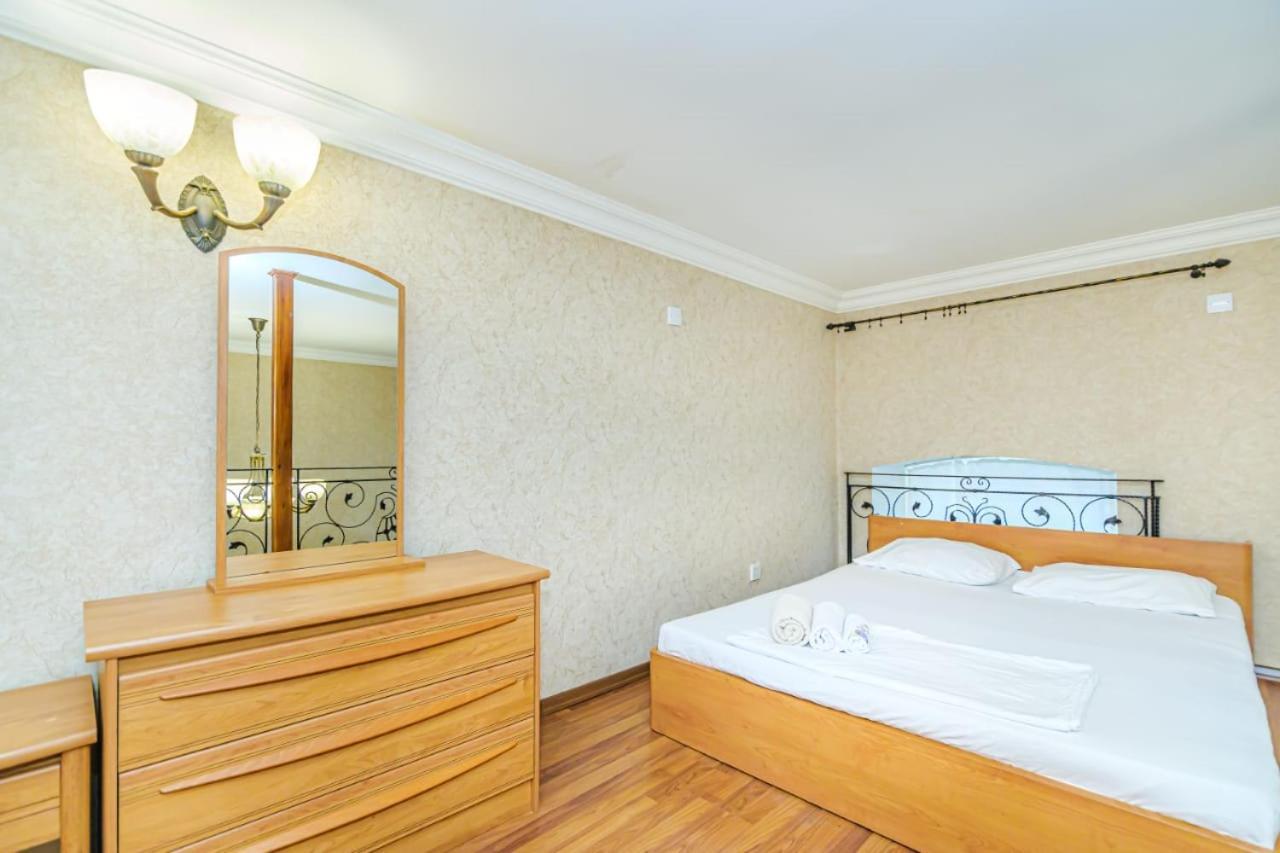 Nizami Street 2 Room Luxe House باكو المظهر الخارجي الصورة