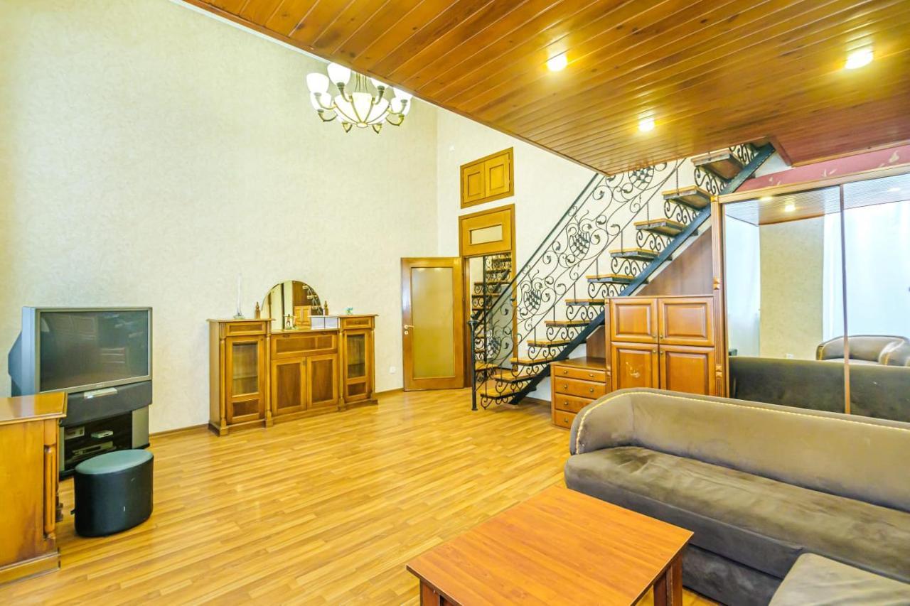 Nizami Street 2 Room Luxe House باكو المظهر الخارجي الصورة